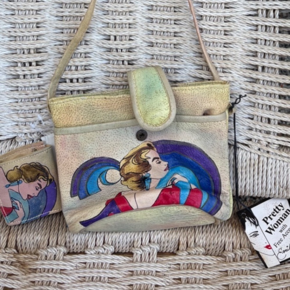 Emily Ann Painted Leather‎ Crossbody Bag Pretty Woman Pop Art Vintage Set